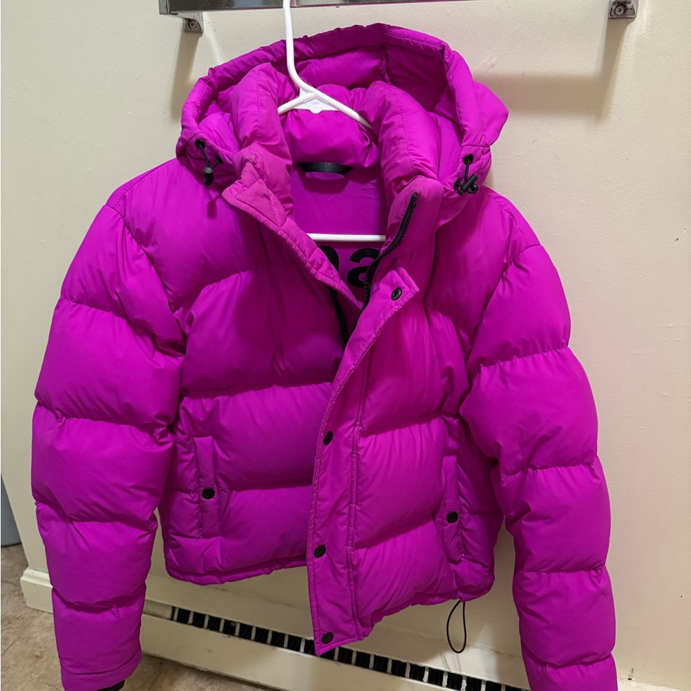 Aritzia Super Puff Jacket - image 3